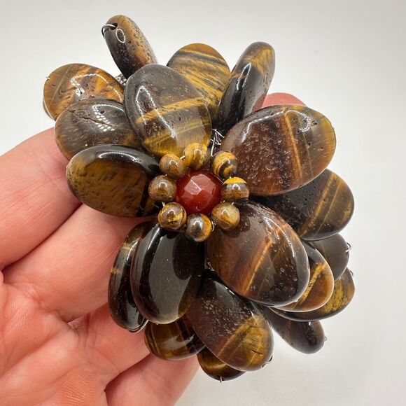One of a kind! Wire wrapped Tigers eye and carnelian "flower" bracelet! - Picture 5 of 8